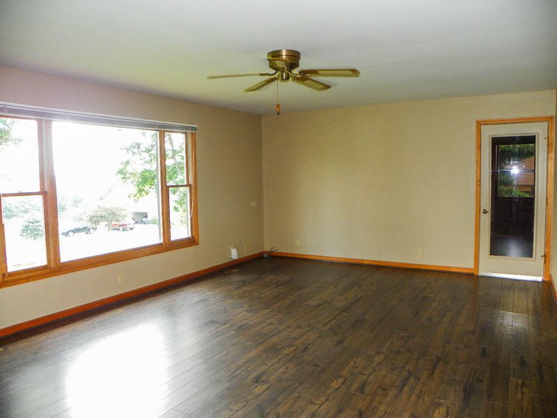 1135 Eagle View Dr, Kodak, TN 37764