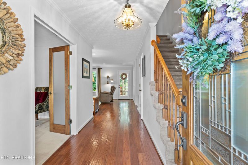 1136 Harbour Shore Dr, Knoxville, TN 37934