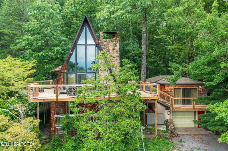 1136 Upper Alpine Way, Gatlinburg, TN 37738