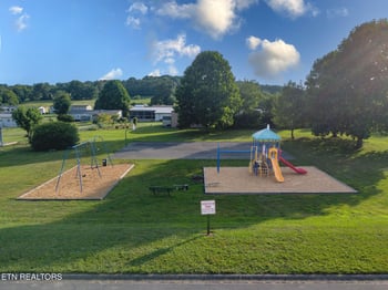 1138 Ridgeview Rd, Maryville, TN 37801