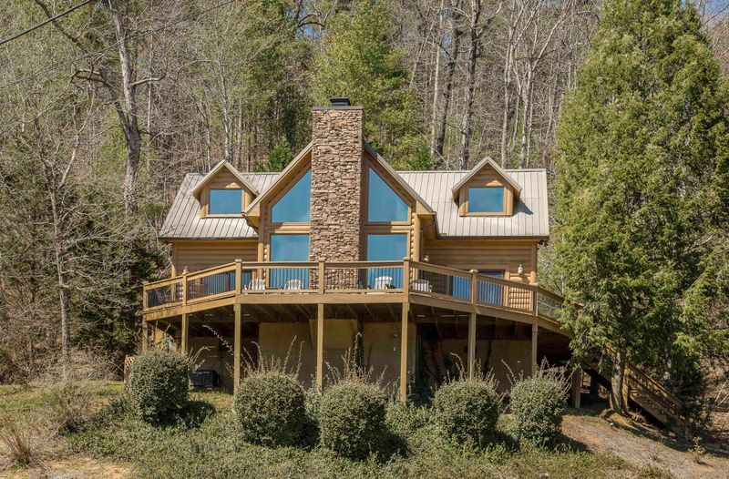 1139 Laurel Rd, Townsend, TN 37882