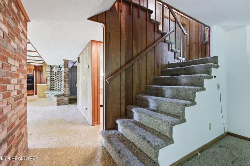 114 Balboa Cir, Oak Ridge, TN 37830