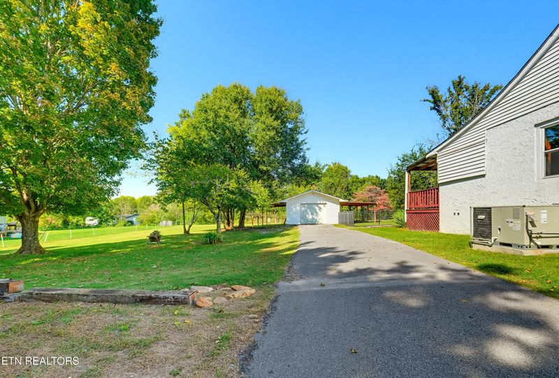 114 Black Oak Ridge Rd, Seymour, TN 37865