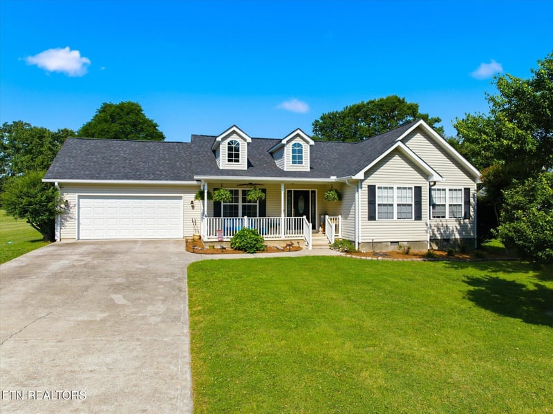114 Brighton Farms Way, Madisonville, TN 37354