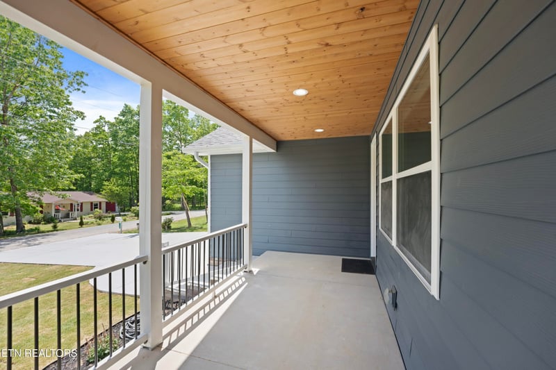 114 Britton Ln, Crossville, TN 38558