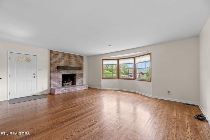 114 Canterbury Rd, Oak Ridge, TN 37830