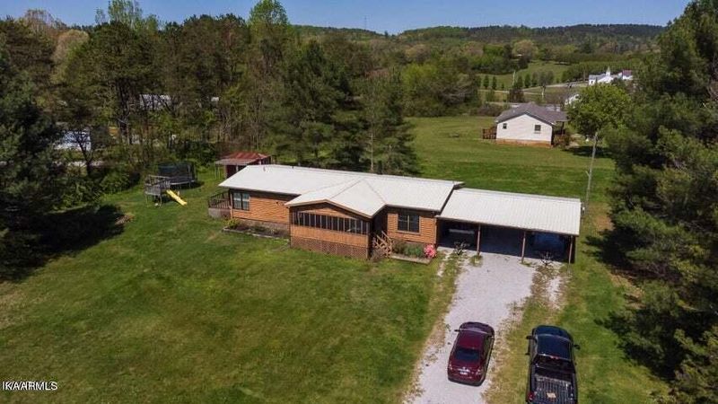 114 County Road 850, Etowah, TN 37331