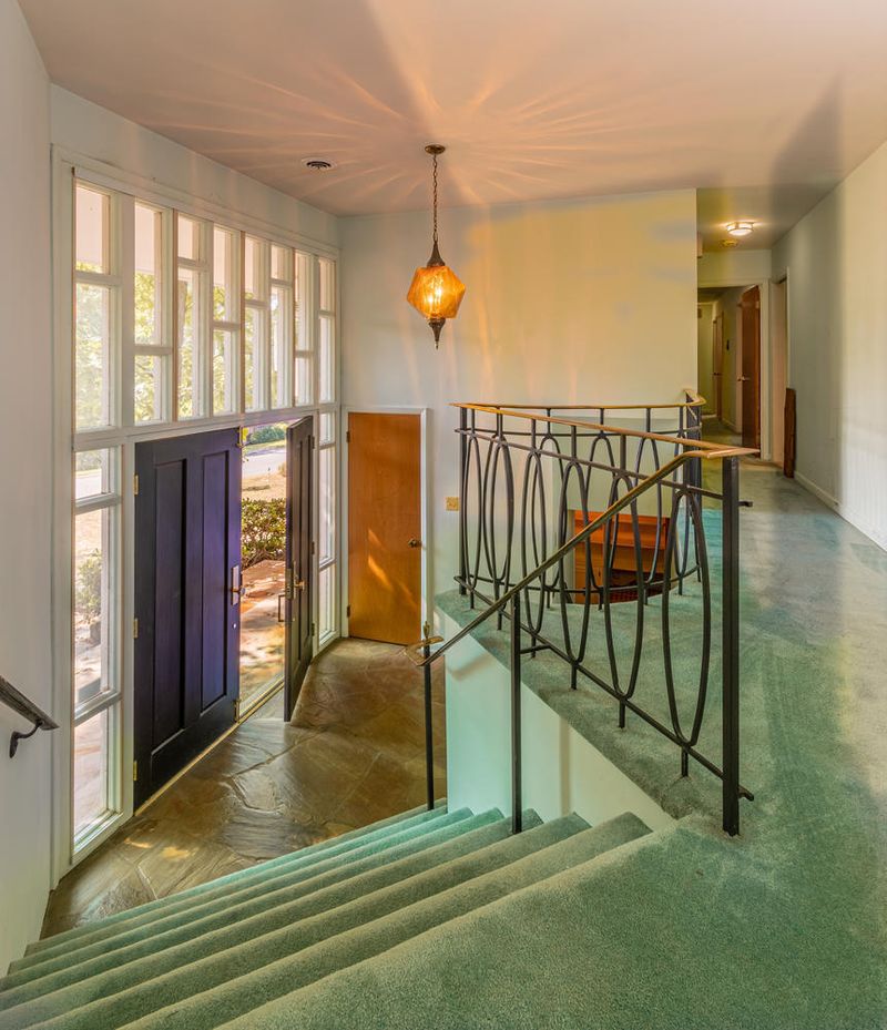 114 Dana Dr, Oak Ridge, TN 37830