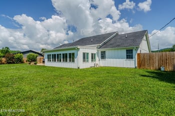 114 Eldon Justice Rd, Oliver Springs, TN 37840