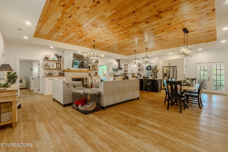 114 Eldon Justice Rd, Oliver Springs, TN 37840