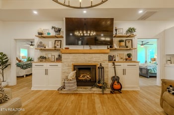 114 Eldon Justice Rd, Oliver Springs, TN 37840