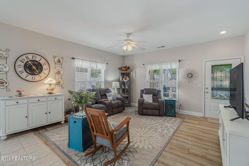 114 Forestberry St, Oak Ridge, TN 37830