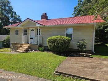 114 Gorgas Ln, Oak Ridge, TN 37830