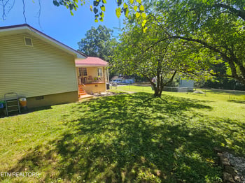114 Gorgas Ln, Oak Ridge, TN 37830