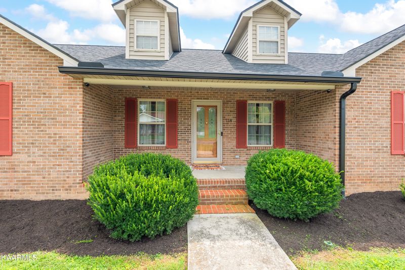 114 Grace Cir, Clinton, TN 37716