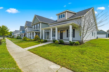 114 Hackberry St, Oak Ridge, TN 37830