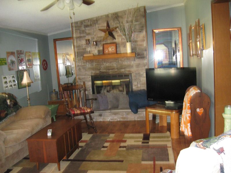 114 Harness Hollow Ln, Briceville, TN 37710