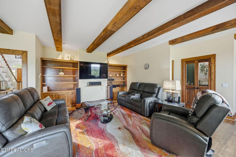 114 Hidden Brook Dr, Sweetwater, TN 37874