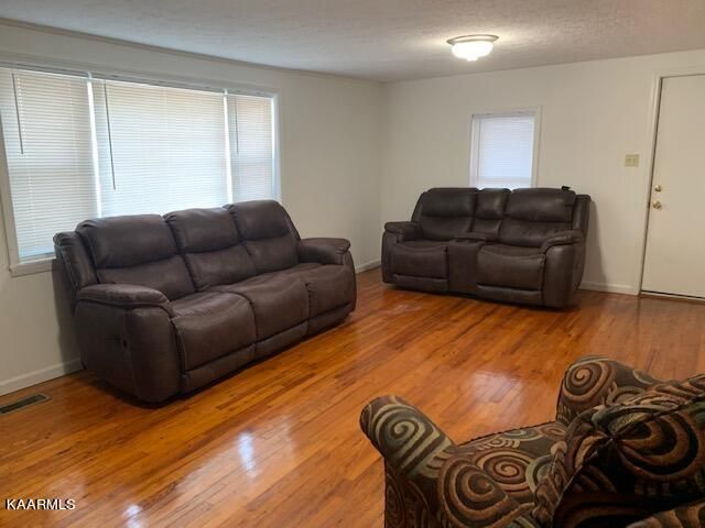 114 Mehaffey Rd, Powell, TN 37849