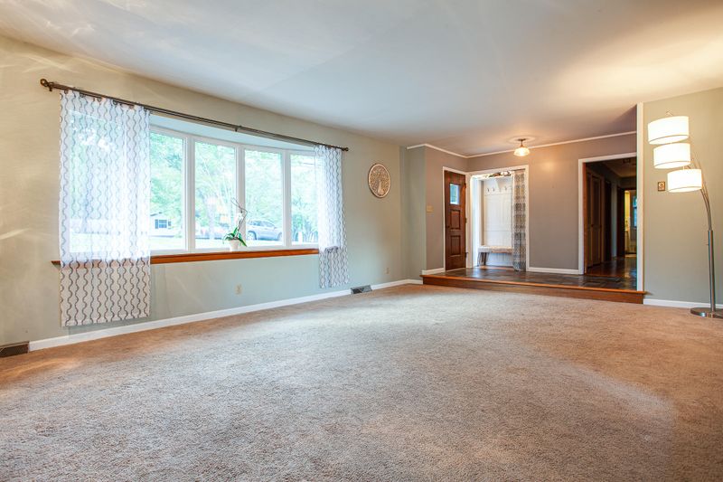 114 Monticello Rd, Oak Ridge, TN 37830