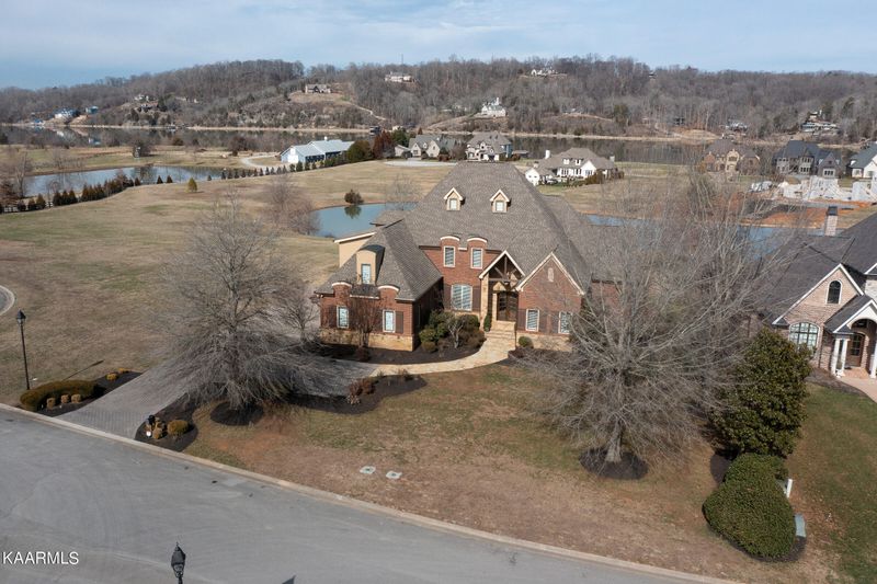 114 Nightharbor Way, Louisville, TN 37777