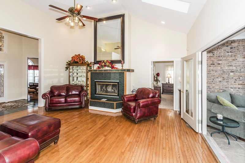 114 Noya Way, Loudon, TN 37774