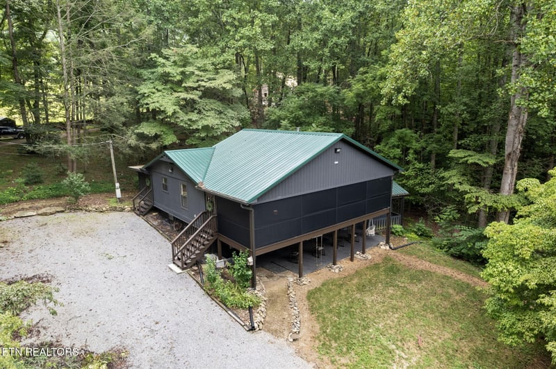 114 Pam Ln, Townsend, TN 37882