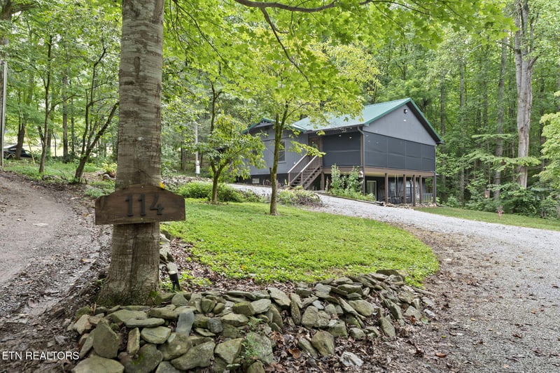 114 Pam Ln, Townsend, TN 37882
