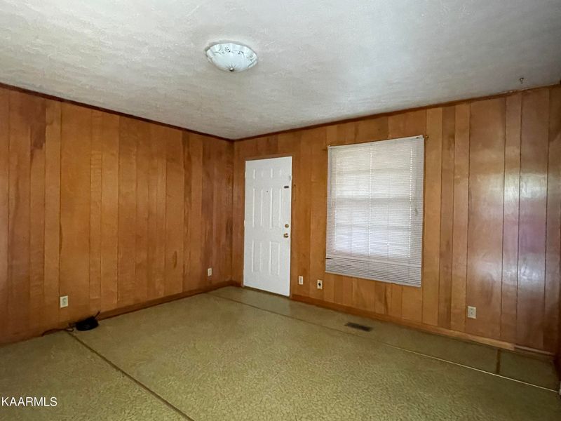 114 Pearl St, Rocky Top, TN 37769