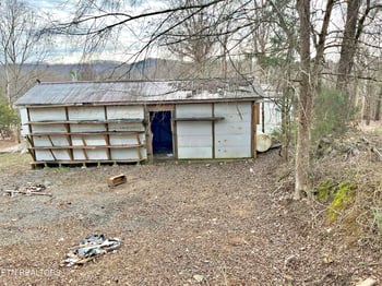 114 Pinecrest Dr, Loudon, TN 37774