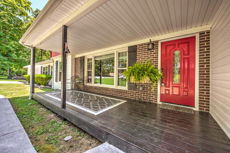 114 Redbud Dr, Clinton, TN 37716