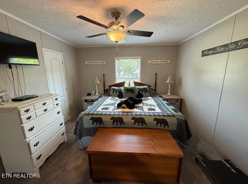 114 Spain Cir, Harriman, TN 37748
