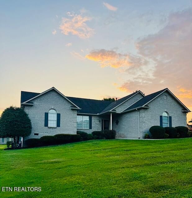 114 Tradewind St, Clinton, TN 37716