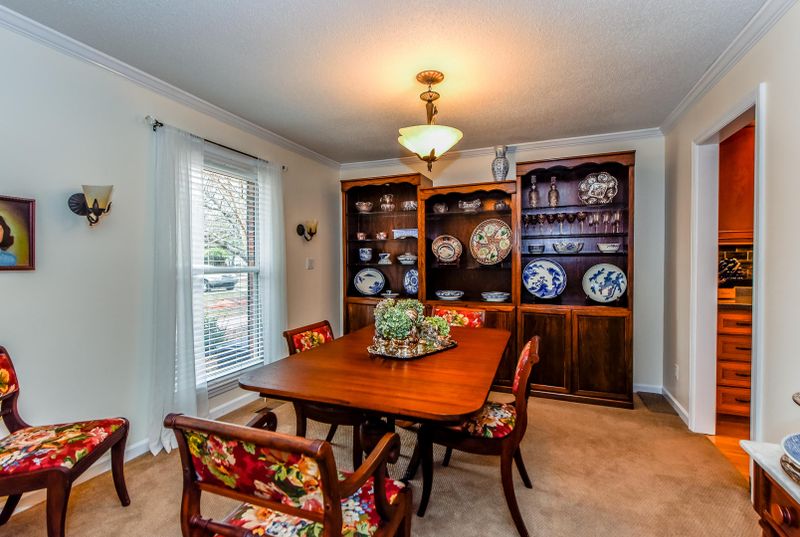 114 Tudor Cir, Maryville, TN 37803