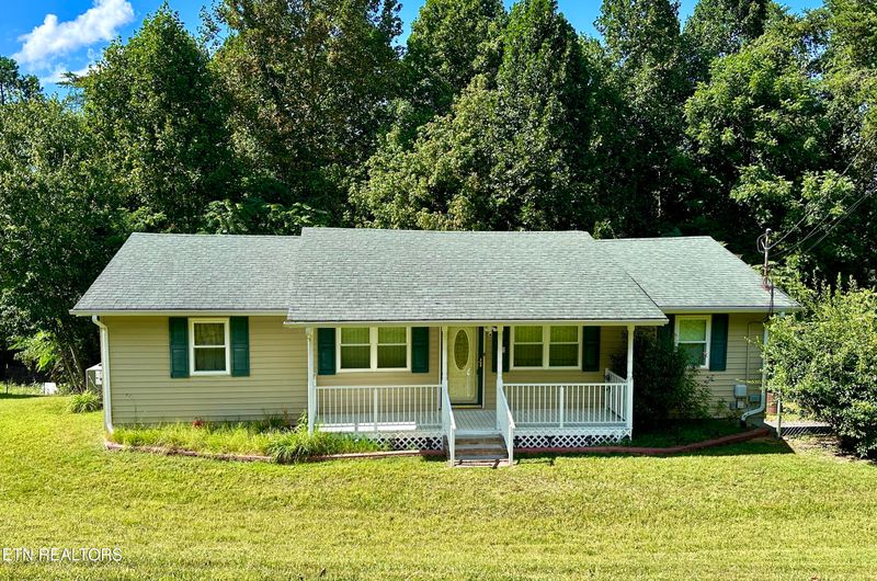 114 Valley View Ln, Heiskell, TN 37754