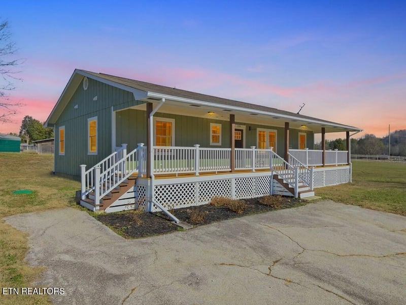 114 Viars Rd, Philadelphia, TN 37846