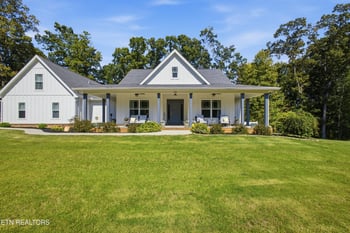 114 W Mountain Dr, Rockwood, TN 37854