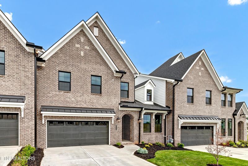 1140 Branch Hook Rd, Knoxville, TN 37934