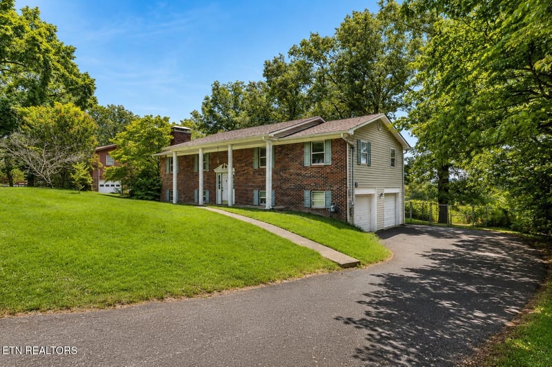 1140 Lovell View Dr, Knoxville, TN 37932