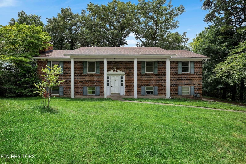 1140 Lovell View Dr, Knoxville, TN 37932