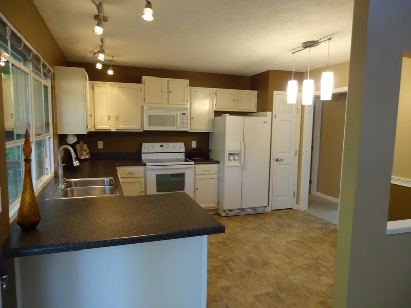 1140 Terra Rosa Dr, Knoxville, TN 37932