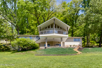 11415 Berry Hill Dr, Knoxville, TN 37931
