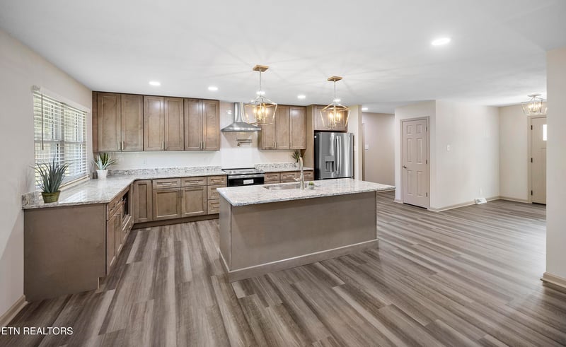 11417 Old Colony Pkwy, Knoxville, TN 37934