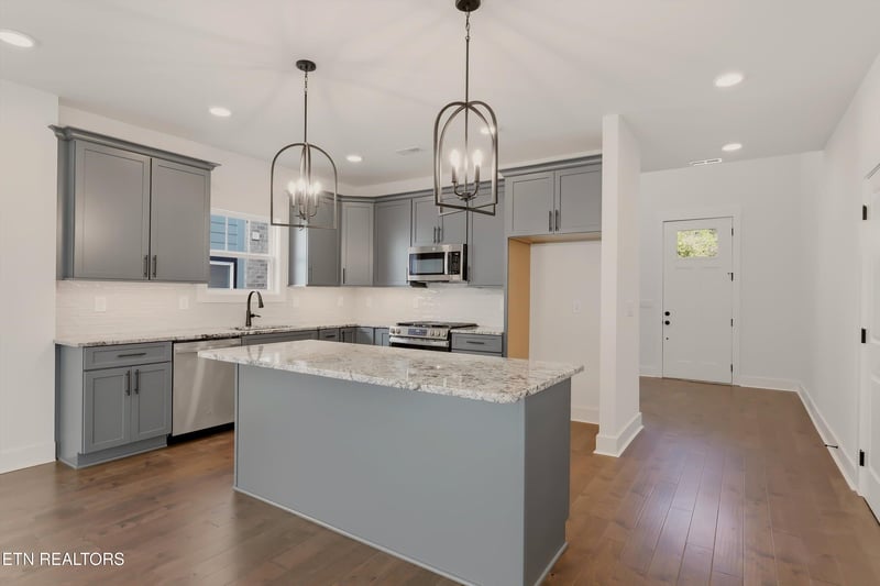 11428 Snyder Rd, Knoxville, TN 37932