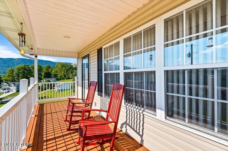 1143 Earnhart, Lafollette, TN 37766