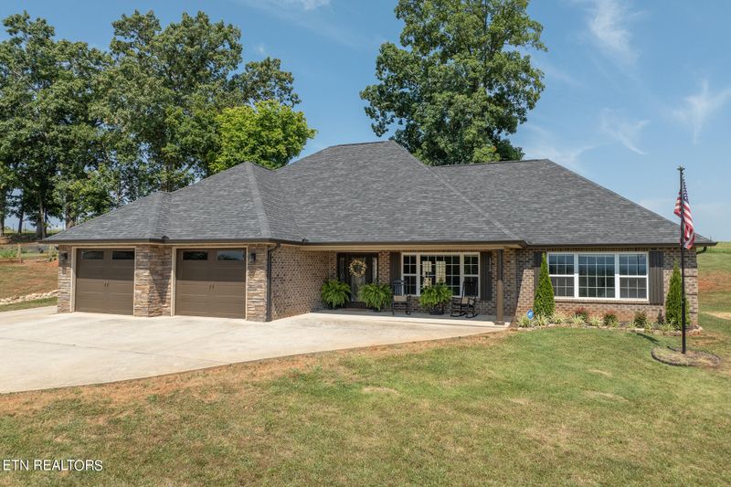 1143 Houston Springs Rd, Greenback, TN 37742