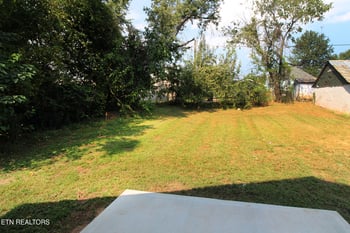 1143 Massachusetts Ave, Knoxville, TN 37921