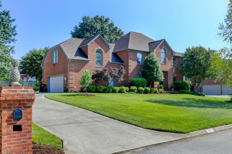 11433 Glen Iris Ln, Knoxville, TN 37934