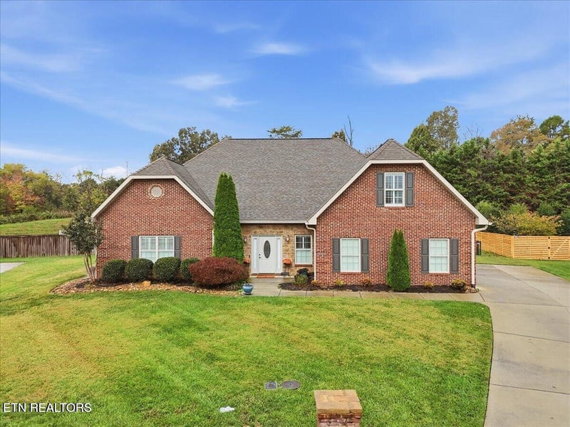 1144 Linford Cir, Alcoa, TN 37701
