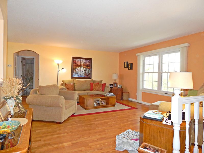 1145 Eagle View Dr, Kodak, TN 37764